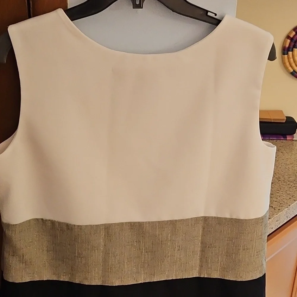 Vintage Suit Jacket and Sleeveless Top Set - Picture 12 of 13